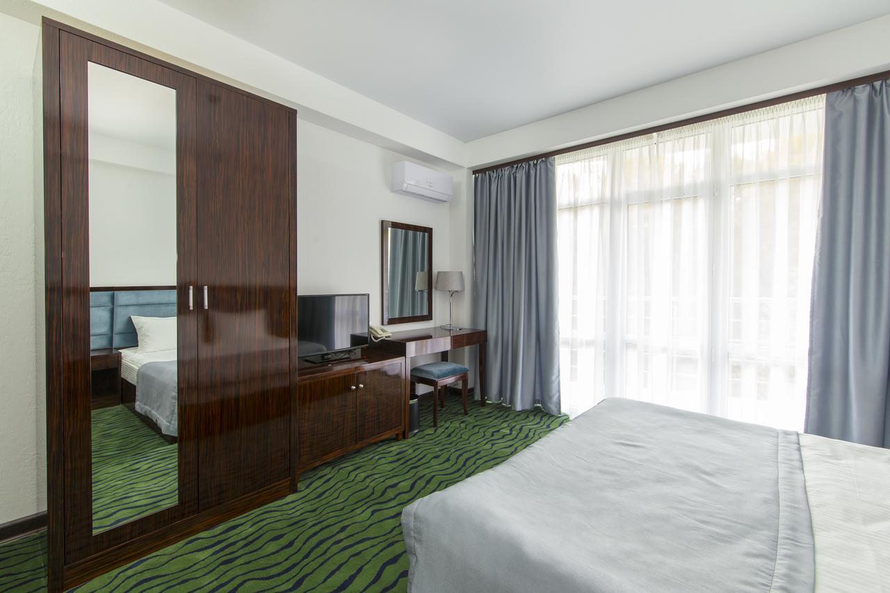 Sunrise Garden Hotel 3* 加格拉 外观 照片