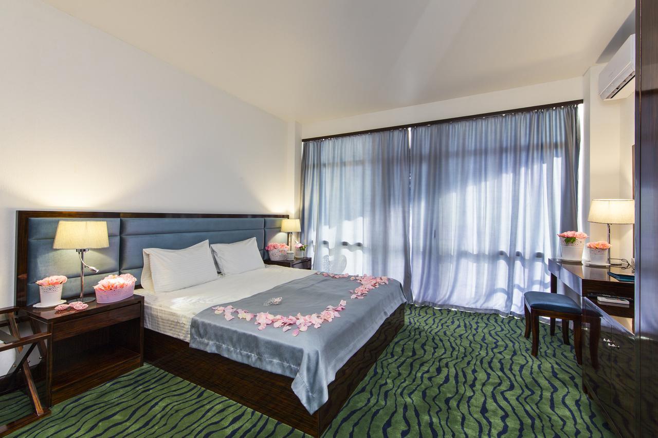 Sunrise Garden Hotel 3* 加格拉 外观 照片