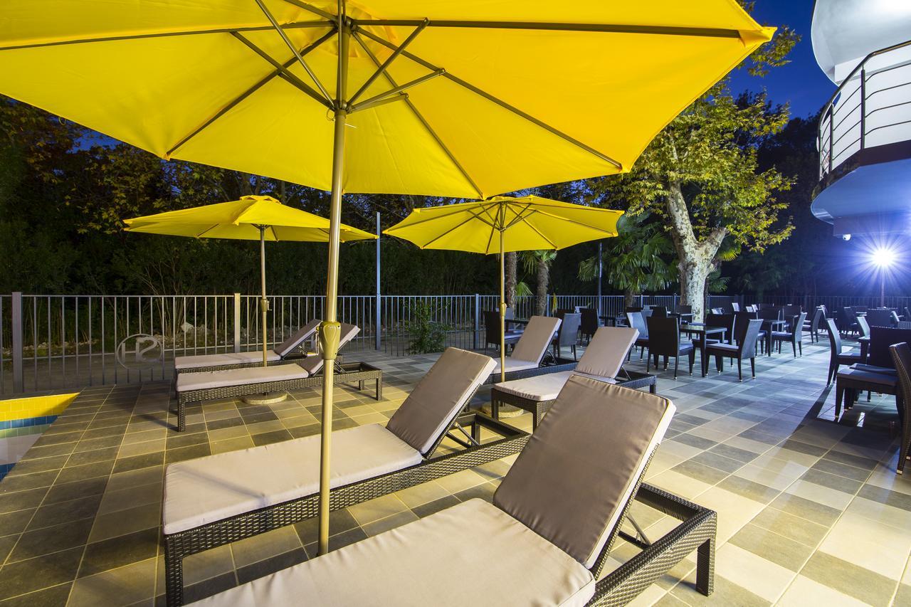 Sunrise Garden Hotel 3* 加格拉 外观 照片