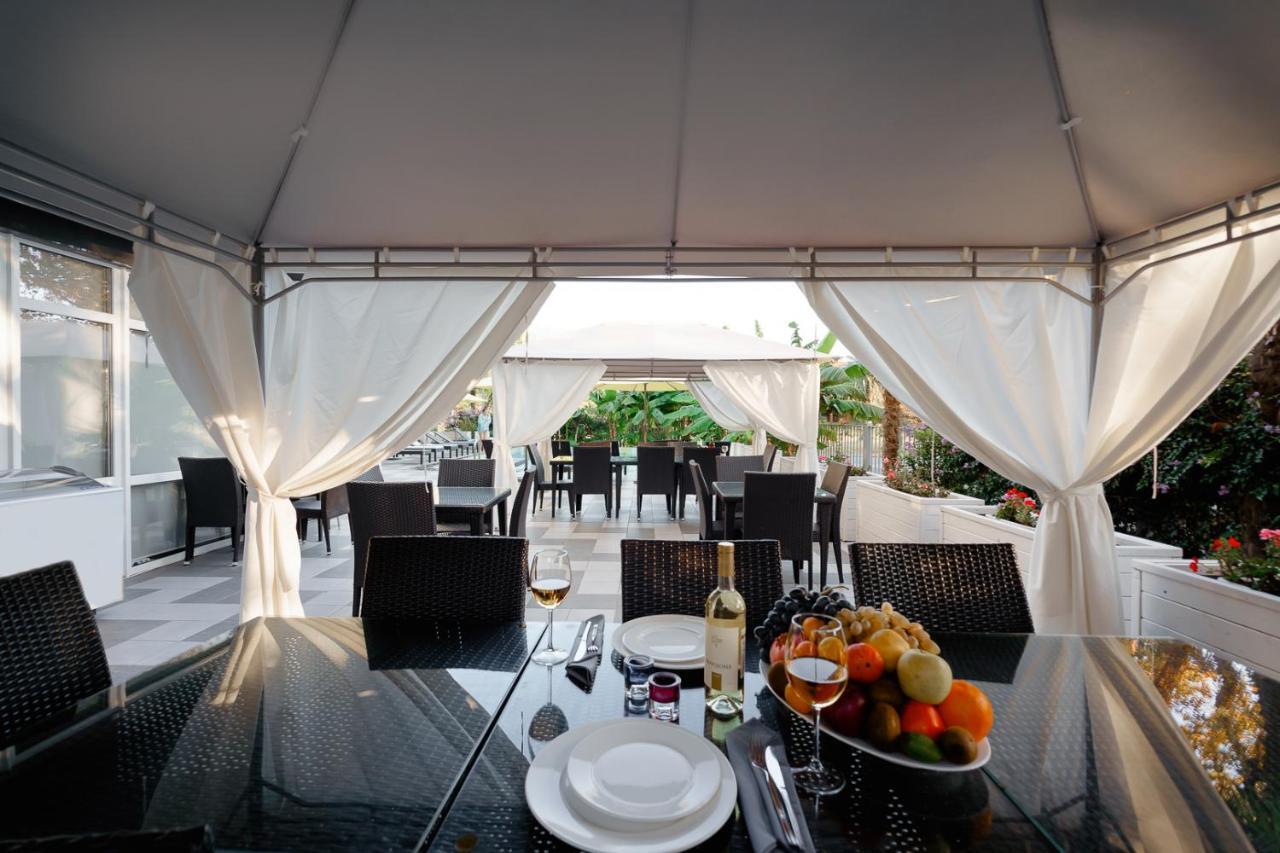Sunrise Garden Hotel 3* 加格拉 外观 照片